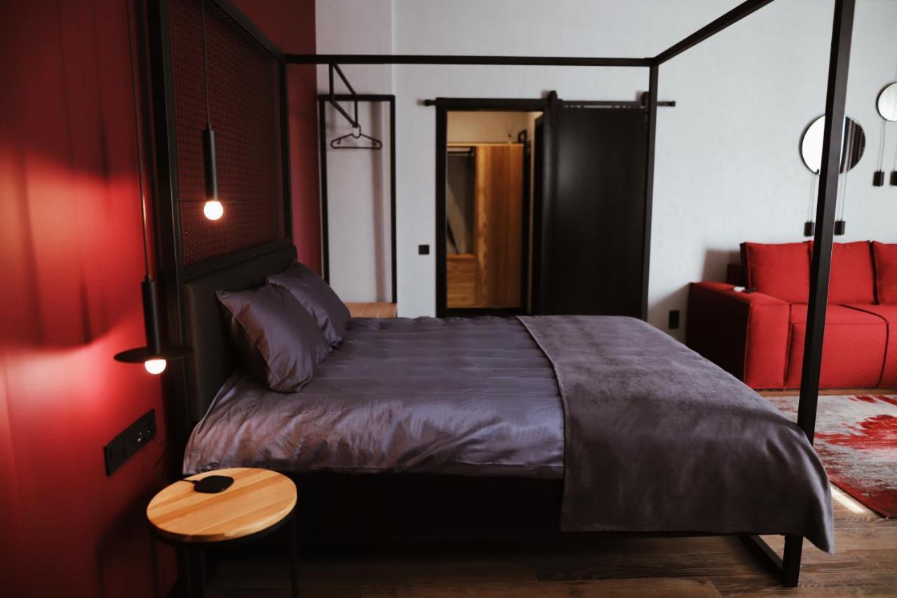 Kostjukowski brand-new apart-hotel Lwów Zewnętrze zdjęcie